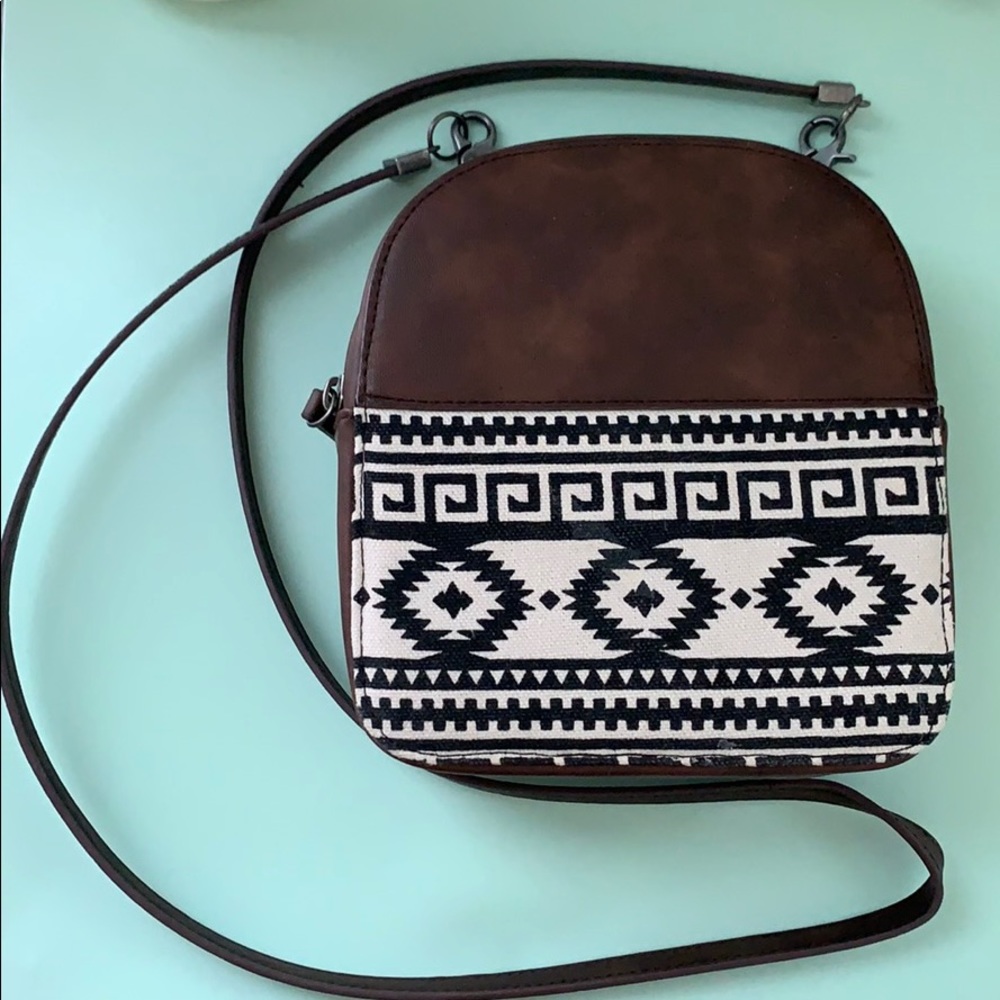 Aztec Pattern Purse - Picture 4 of 5